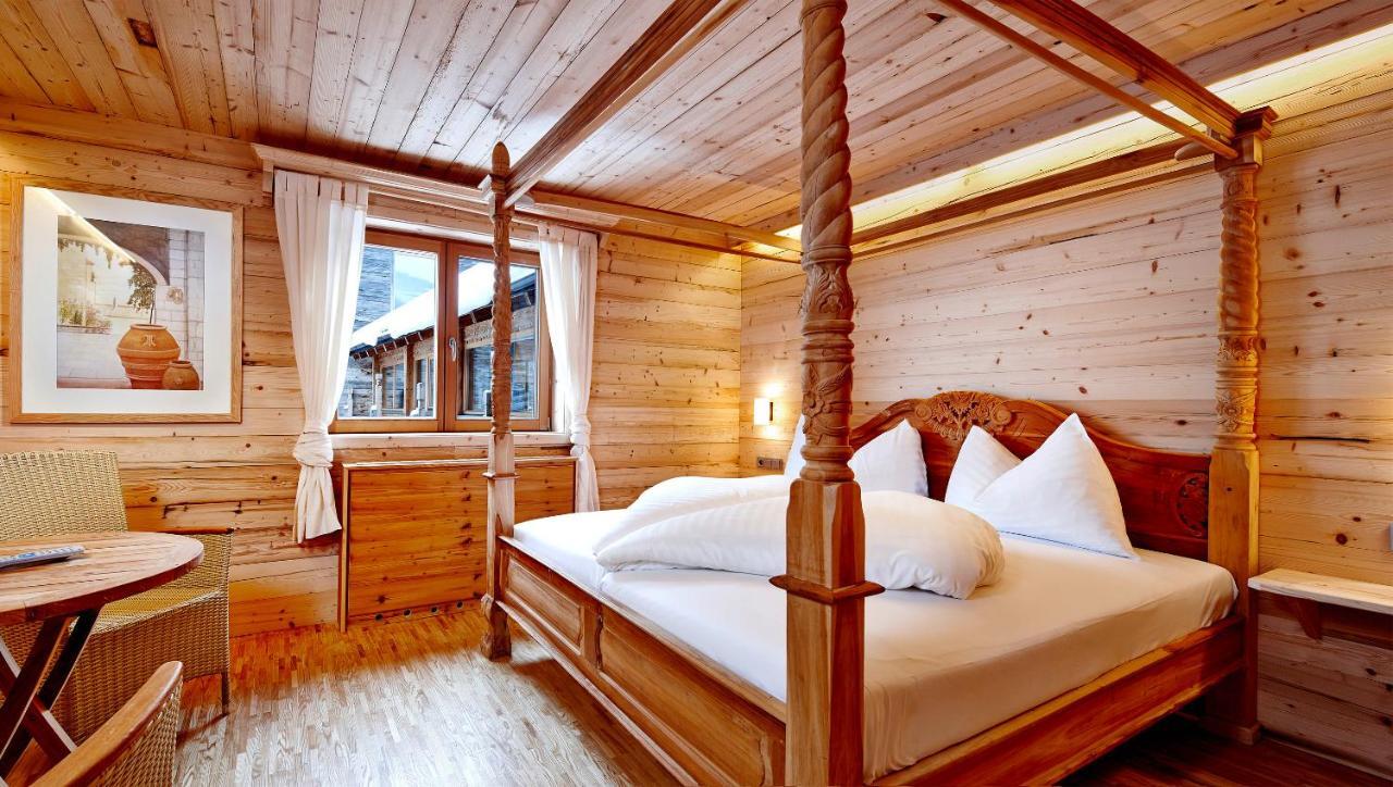 Art & Ski-In Hotel Hinterhag Saalbach-Hinterglemm Quarto foto